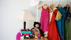 Women’s Group of Somonauk church hosts rummage sale