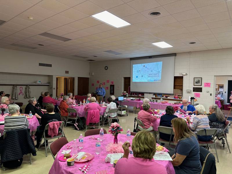 Dr. Gregory Gerstner, medical oncologist/hematologist, was guest speaker at the Oct. 22, 2024, meeting of the Pink Ribbon Club of the Illinois Valley.
Dr. Gregory Gerstner, sponsored by Illinois CancerCare, was on hand to help celebrate Breast Cancer Awareness Month.