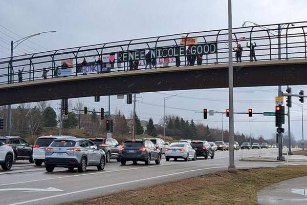 South Elgin rally protests fatal shooting of Renee Good by ICE officer in Minneapolis 