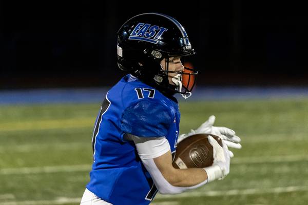 2025 IHSA football playoff pairings: First-round information for Herald-News area teams