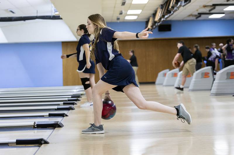 Sterling’s Hannah Conderman throws her shot Thursday, Dec. 1, 2022 against Dixon.