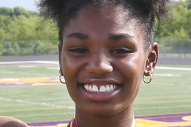 Mendota’s Mariyah Elam wins 2 events in indoor invite: Saturday’s NewsTribune roundup