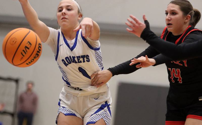 Huntley’s Sara Bruns, right, guards Burlington Central’s Kelsey Covey in varsity girls basketball on Monday, Feb. 9, 2026, at Central High School in Burlington.