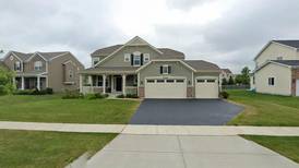 Single-family home sells in Huntley for $565,000