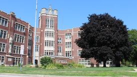 USF Joliet’s recovery support program gets state $1.14 million grant 
