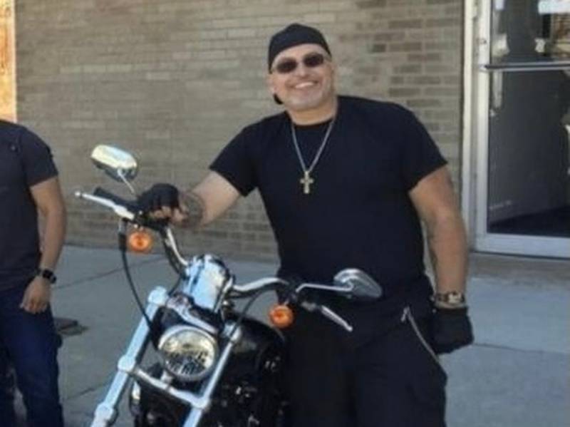 Frank Muniz, who was remembered as moving father by his children, died on Sunday after a motorcycle crash in Lake in the Hills.