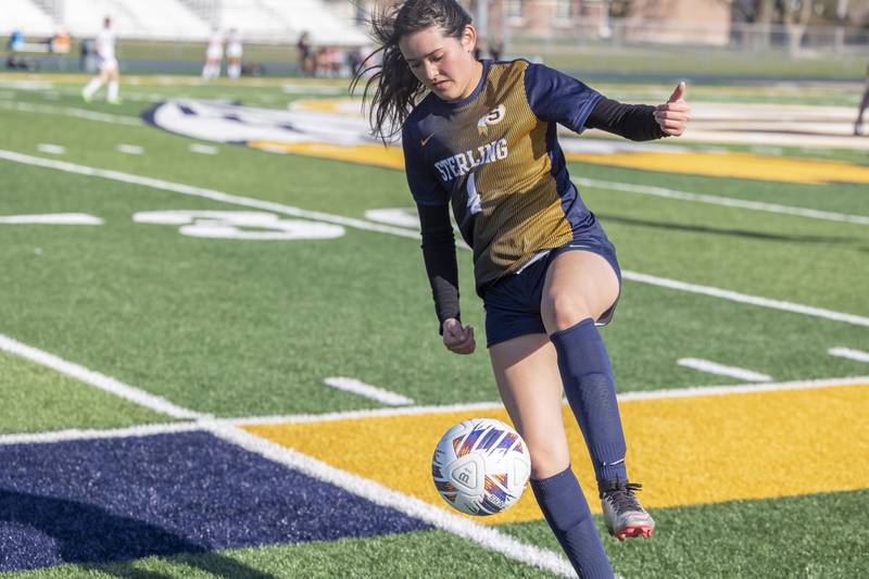 Sterling’s Kylie Todd handles the ball against Mendota Wednesday, April 8, 2026.
