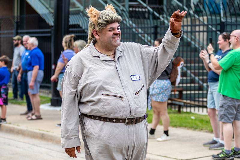 Barf from 'Spaceballs,' portrayed by Groovie Louie, waves to attendees during Joliet Public Library's Star Wars Day event on June 7, 2025.