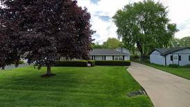 Single-family home sells in Joliet for $325,000