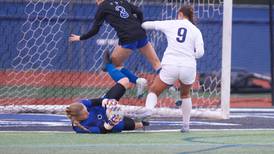 Photos: Wheaton North vs. St. Charles North girls soccer