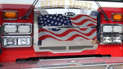 Man rescued from Illinois River near Spring Valley by barge coworkers