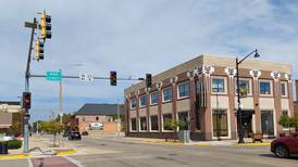 Streator downtown traffic lights now in sync