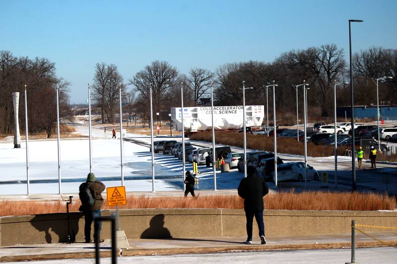 Fermi National Accelerator Laboratory (Fermilab) moved a 95-ton coldbox on Wednesday, Jan. 15, 2025, following a two month journey from France to Batavia. The coldbox is a crucial piece of equipment for the lab’s new Proton Improvement Plan II (PIP-II) particle accelerator project.
