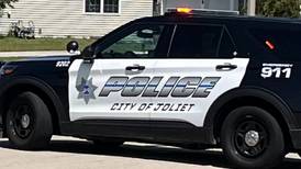 2 charged in connection with Joliet robbery