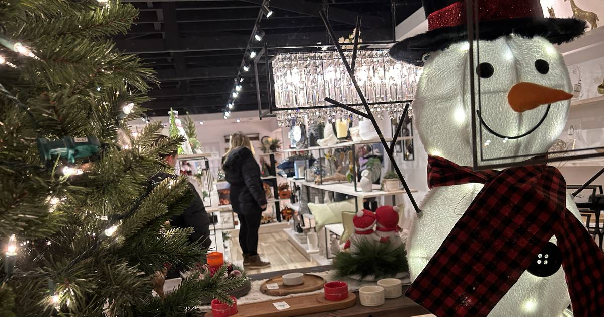 Oregon’s Candlelight Walk postponed until Dec. 6