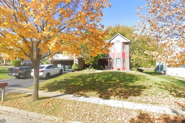Residential home sells in Algonquin for $465,000