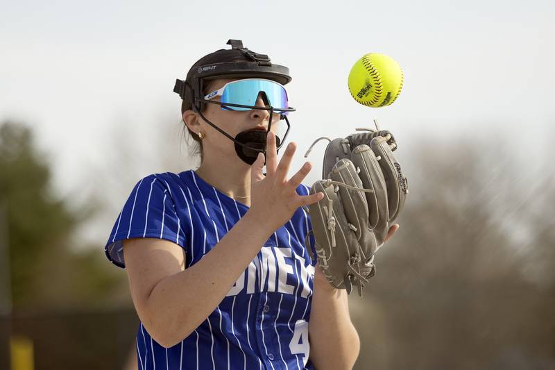 Newman’s Gianna Vance has the ball pop up out of her glove while making a catch Wednesday, April 16, 2025, against Bureau Valley. Vance snagged the the rebound for the out.