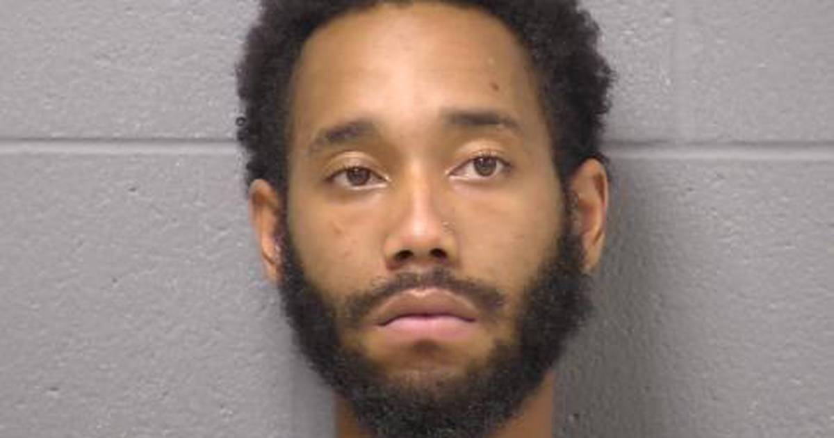 Romeoville man charged with pointing gun at motorist Shaw Local