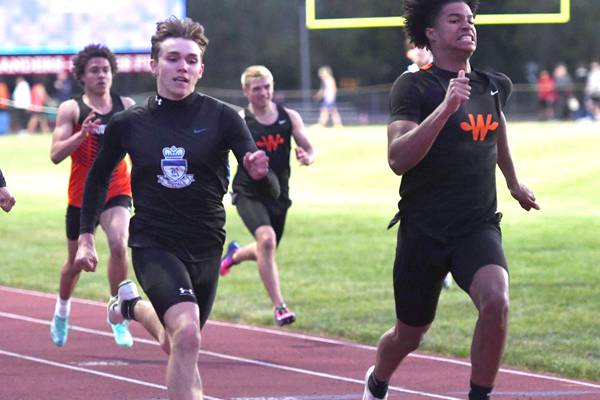 Alex Casanas qualifies in 3 events as Hinckley-Big Rock wins sectional, Indian Creek 3rd