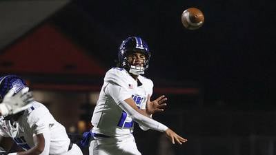 Lincoln-Way East quarterback Jonas Williams flips commitment to USC from Oregon