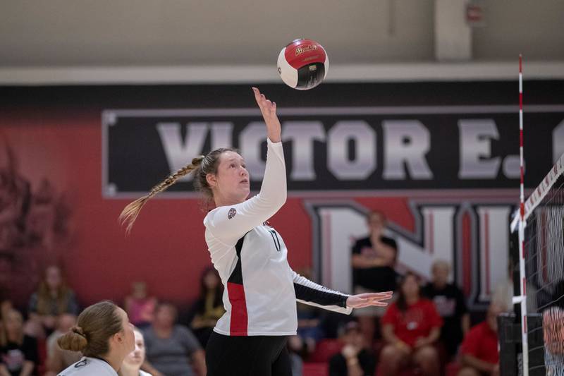 Sammi Lockwood, a Prairie Ridge graduate, piled up 25 kills and seven blocks as NIU went 2-1 last weekend in the season-opening Huskie Invitational in DeKalb.