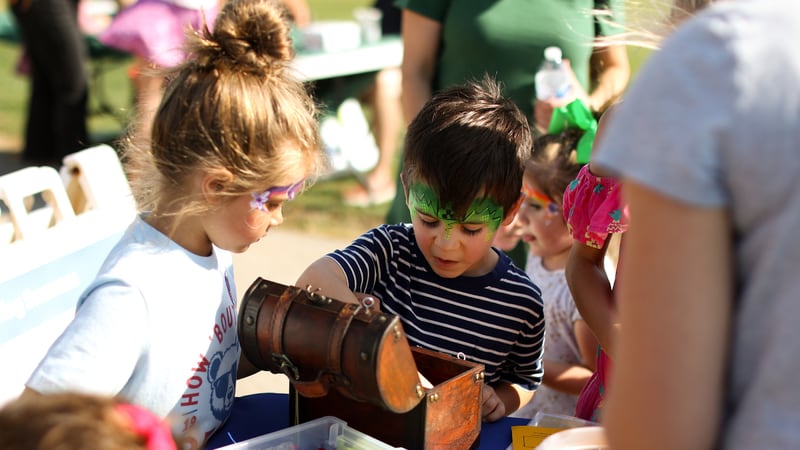 OAKtoberfest at Maryknoll Park celebrates Illinois oaks with music, games & family fun