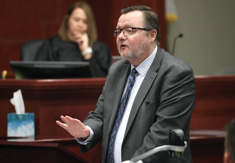 Chip Criswell, lead defense attorney for Jonathan D. Hurst, presents his closing argument Thursday, Jan. 30, 2025, during day six of the Hurst trial at the DeKalb County Courthouse in Sycamore. Hurst is charged in the 2016 killings of elderly mother and son Patricia and Robert Wilson in Sycamore.