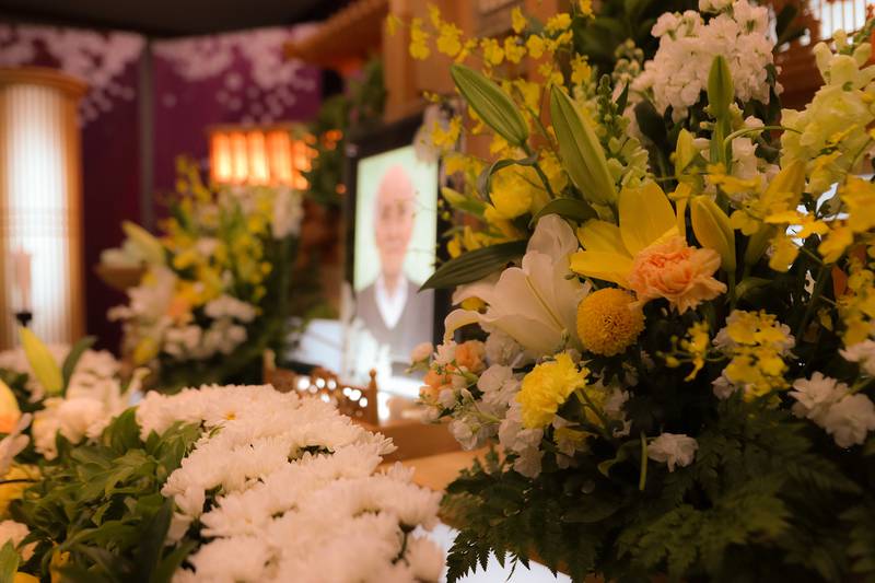 Jones Funeral Home - Personalizing a Funeral for a Loved One