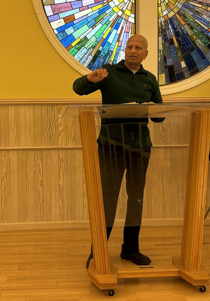 Abdul Waris speaks during FaithBridge's Thanksgiving program Nov. 23, 2025 in Crystal Lake.