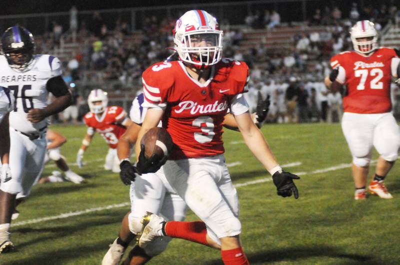 Ottawa's Levi Sheehan scores the first touchdown in the home opener against Plano at King Field on Friday, Aug. 26, 2022.