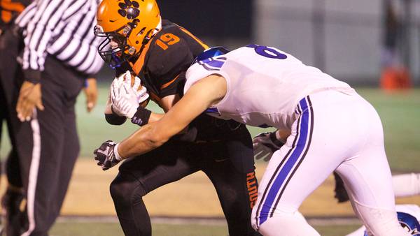 Photos: Wheaton Warrenville South hosts St. Charles North in Friday night football action