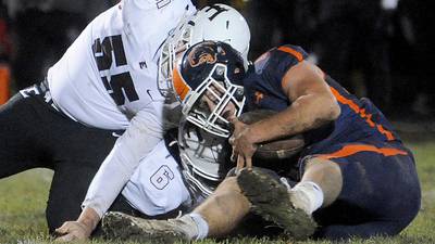 Anthony Cikauskas, Oswego D-line feast in first-round rout of Elgin