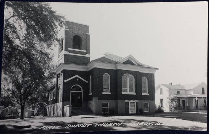 The First Baptist Church of Amboy is shown in 1924.