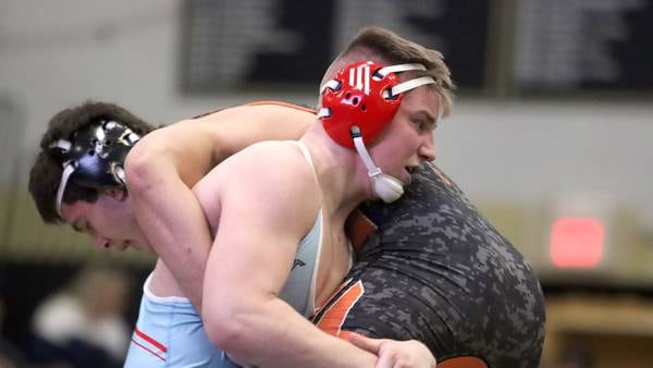 Marian Central edges out Washington, Geneseo downs Batavia at IHSA Class 2A dual sectional
