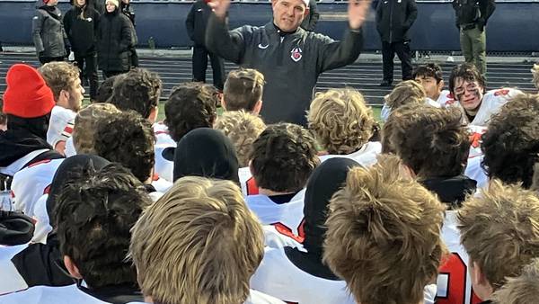 Saul Ruiz’s field goal at the buzzer lifts St. Rita past Lincoln-Way Central