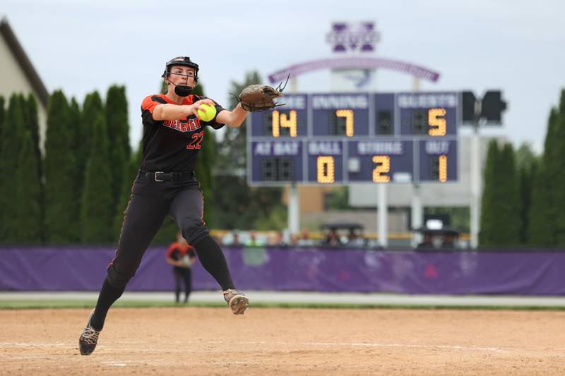 Beecher's Taylor Norkus winds up to pitch during the Bobcats' 14-6 victory over Manteno in the Class 2A Manteno Regional championship on Friday, May 22, 2026.