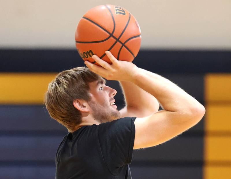 Hiawatha’s Aidan Cooper works on free throws during practice Thursday, June 13, 2024 at the school in Kirkland.