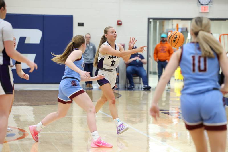 Manteno’s Alyssa Singleton sends a pass during the Panthers’ 44-23 victory over St. Joseph-Ogden in the IHSA Class 2A Pontiac Sectional semifinal on Tuesday, Feb. 24, 2026, at Pontiac Township High School.
