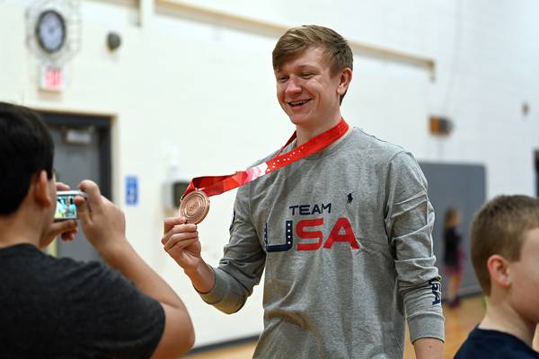 Glen Ellyn speed skater Ethan Cepuran feels like he has unfinished business
