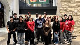 More than 300 guests attend Christmas at the Castle run by Joliet high school young entrepreneurs 