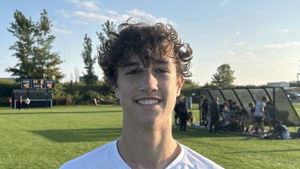 Connor Verde’s two-goal effort helps Batavia snap 28-game winless streak with victory over Kaneland