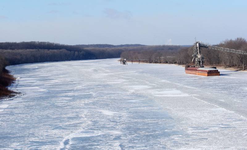 A view of a frozen Illinois River on Tuesday, Jan. 21, 2025 on top of the Illinois Route 178 Bridge near Utica.