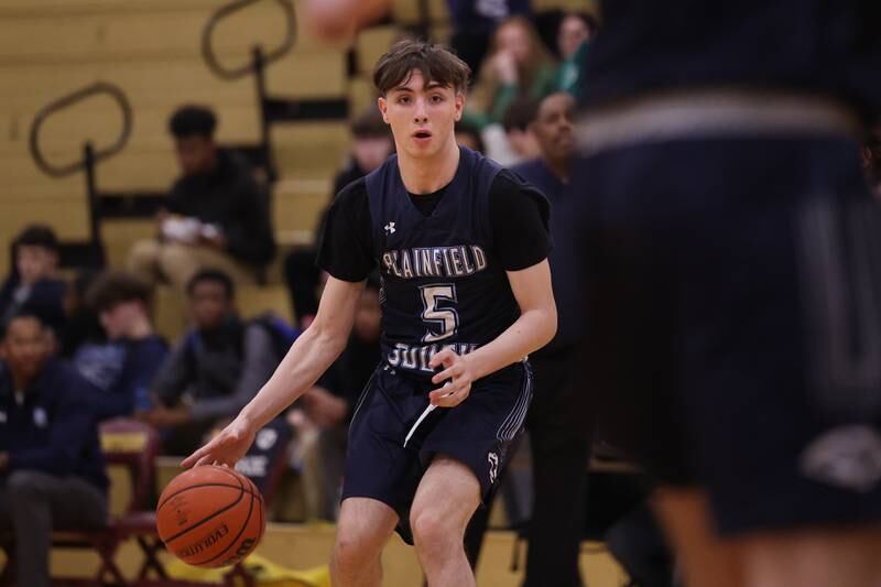 Plainfield South’s Devin Tyda looks for a play against Lockport on Wednesday January 25th, 2023.