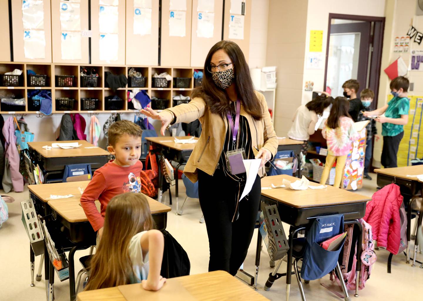Munhall Elementary School second grade teacher Amy Fronk directs her students to a history lesson. Fronk grew up in St. Charles and attended Munhall as a student.