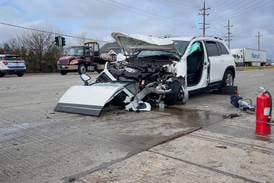 Two injured in car crash in Algonquin 