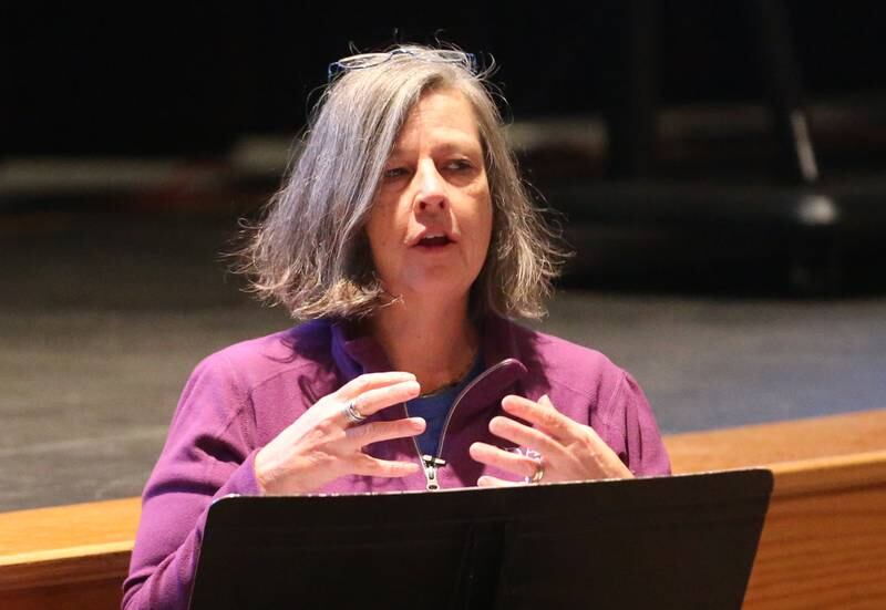 Immigration attorney Sara Dady speaks to people during a presentation on Thursday, Feb. 20, 2025 at Mendota High School auditorium. Dady talked about understanding and knowing their rights as immigrants.