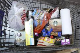 Woodridge community group partners with chuch, food pantry to help fire victims