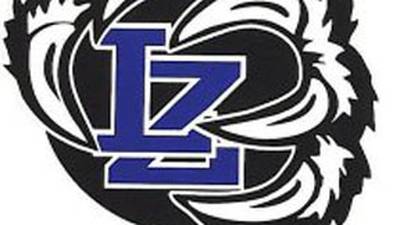 Lake Zurich turns halftime tie to runaway win over Lake Forest