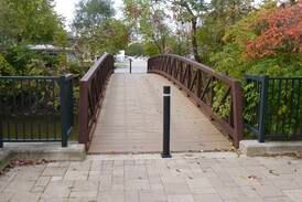 Lockport plans to replace footbridge near Gaylord building