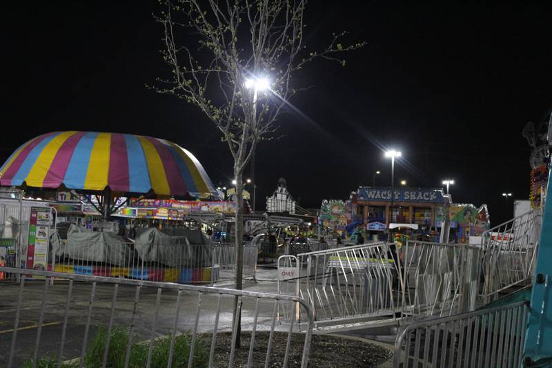 A carnival in Lake in the Hills was closed down Saturday evening after “a significant number of unchaperoned teenagers” showed up, organizers said.
The spring carnival at Randall and Algonquin roads was supposed to operate until 10 p.m. Saturday, but by 8 p.m. the At Home parking lot was empty and the rides motionless following what witnesses said was a large police presence.